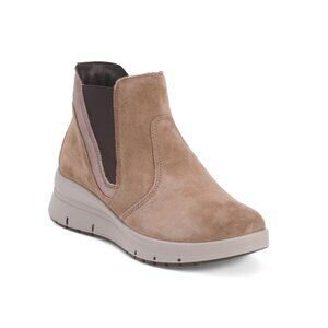 ENVAL SOFT Taupe Made In Italy Suede Ankle Boots